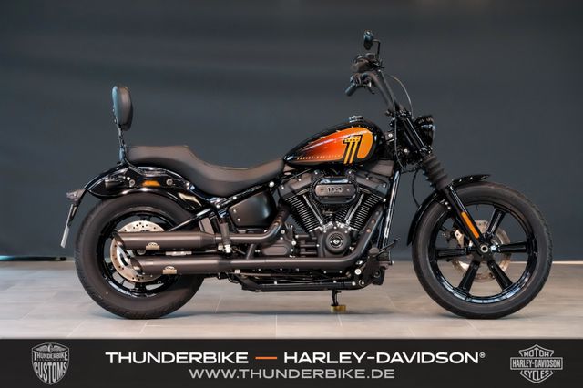 Harley-Davidson Softail FXBBS Street Bob 114 mit Jekill&Hyde