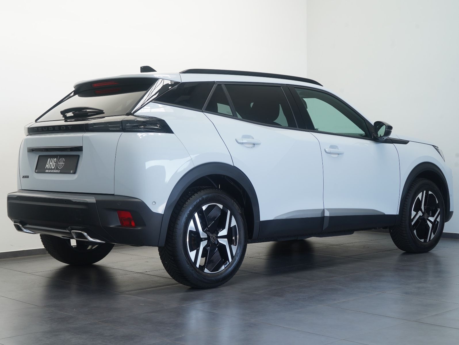 Fahrzeugabbildung Peugeot 2008 1.2 PureTech 130 Allure