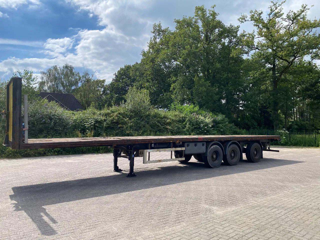 Andere M&V Platform trailor steering