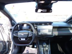 Fahrzeugabbildung Ford Puma ST Line Automatik Panoramadach / 5 Jahre FG