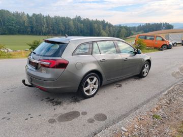 Opel Insignia - 8