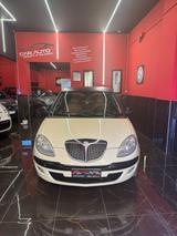 Lancia Ypsilon 1.3 MJT 75 CV Platino - Lancia Ypsilon mit Diesel-Antrieb: Automatik