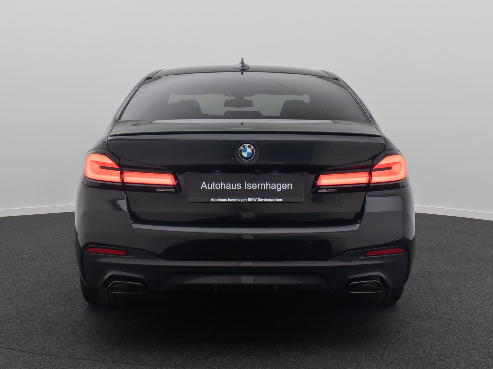 Fahrzeugabbildung BMW 530d M Sport Kamera DAB HiFi 4Klima Alarm 20Zoll