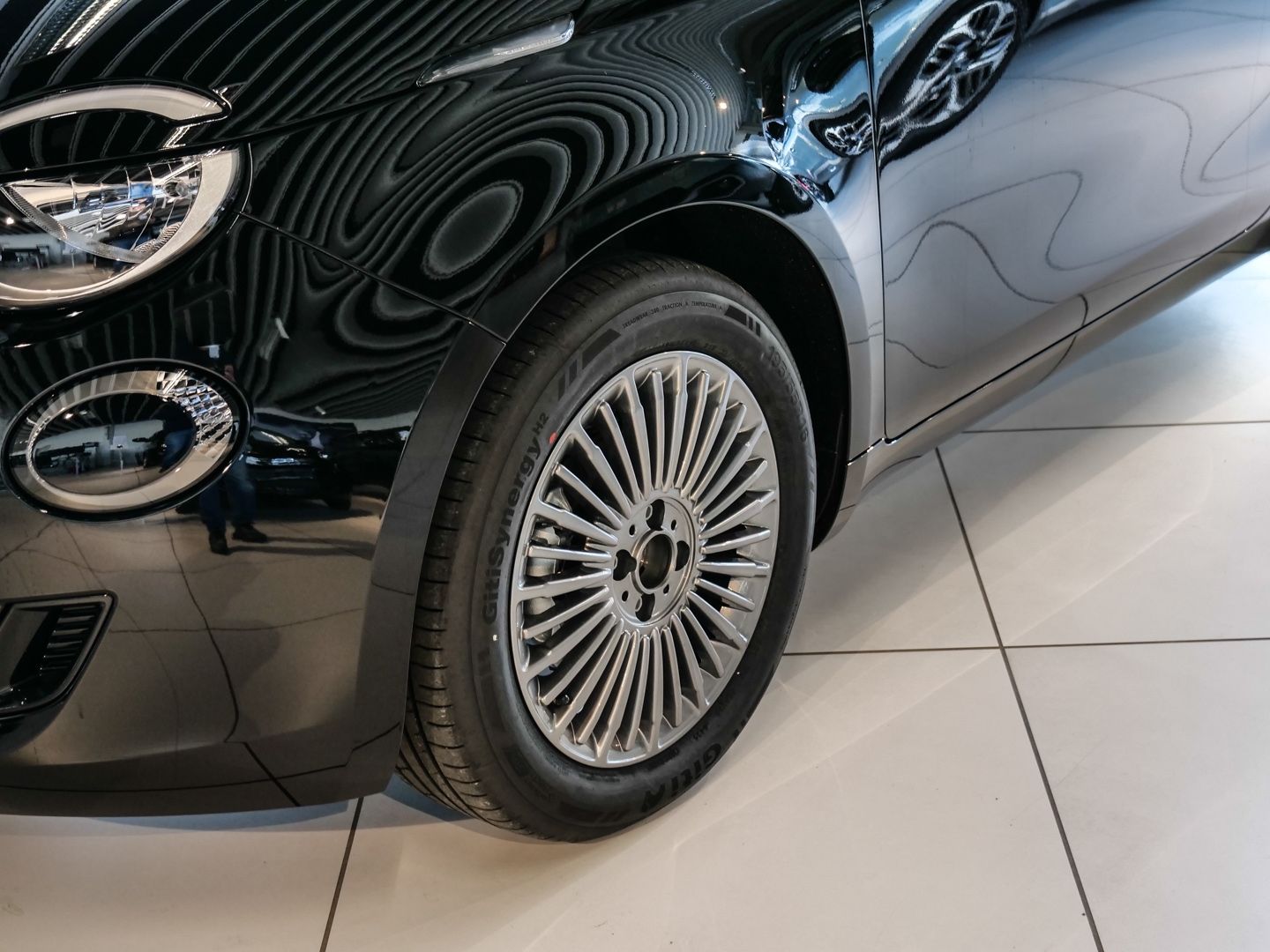 Fiat 500e Icon Klimaaut. // Carplay // 16 LM // Kamer imagem 3