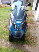Piaggio MP 3 fahrbar mit Klasse B - Piaggio Motorräder in Essen