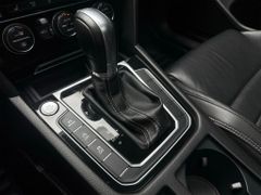 VW Passat Highline RLine Leder Pano 190 R-Line