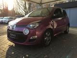 Renault Twingo 1.2 Dynamique/Autom/9 Tkm/Klima/Bluetooth - Renault Twingo aus 2012 mit Benzin-Antrieb: Kleinwagen, 1.2