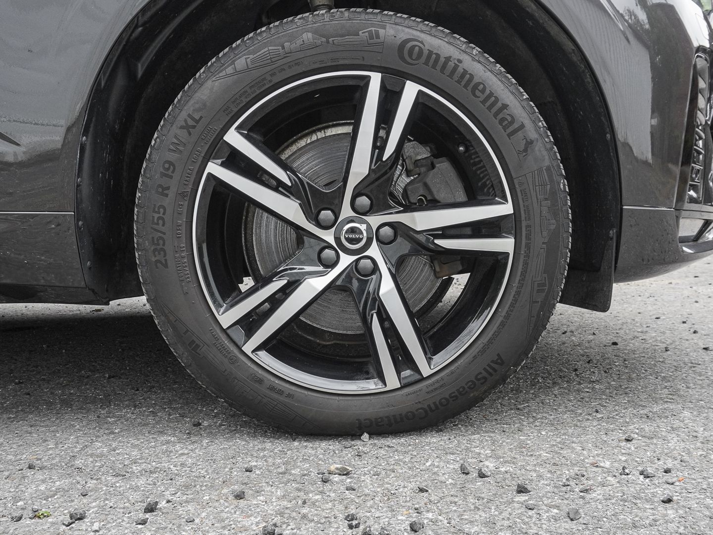 Volvo XC60 R Design AWD B4 Diesel EU6d AHK El. Panodac foto 3
