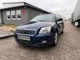 Toyota Avensis 1.8 Liftback/TÜV NEU /  SERVICE NEU / KL - Toyota Avensis Gebrauchtwagen in Hamburg