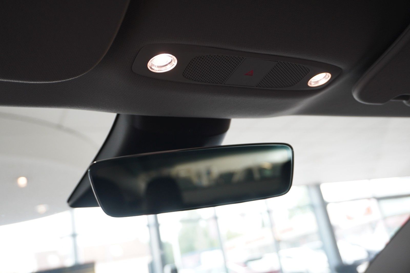 Fahrzeugabbildung Tesla Model 3 LONGRANGE DUAL-MOTOR NAVI/KAMERA/DAB/AMD