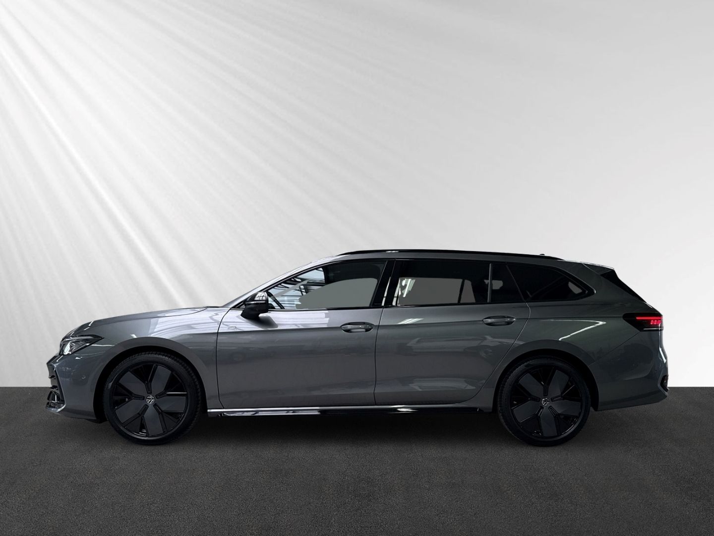 Volkswagen Passat 2.0 TDI R-Line 4Mo DSG 360° HuD Pano Sthz foto 2