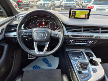 Audi Q7 - 10