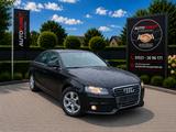 Audi A4 Lim. Attraction - Audi A4 aus 2008 mit Diesel-Antrieb: Limousine