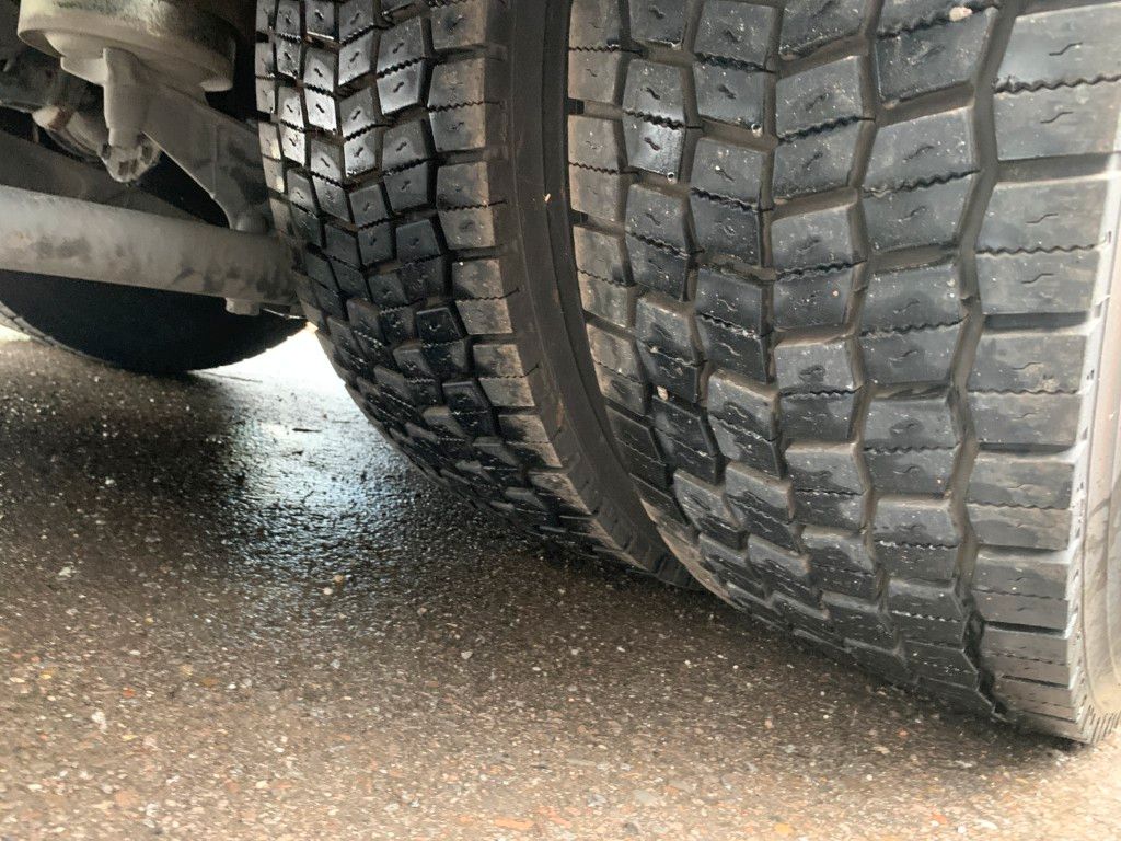 Fahrzeugabbildung DAF FAN CF75 Rohr Tankwagen