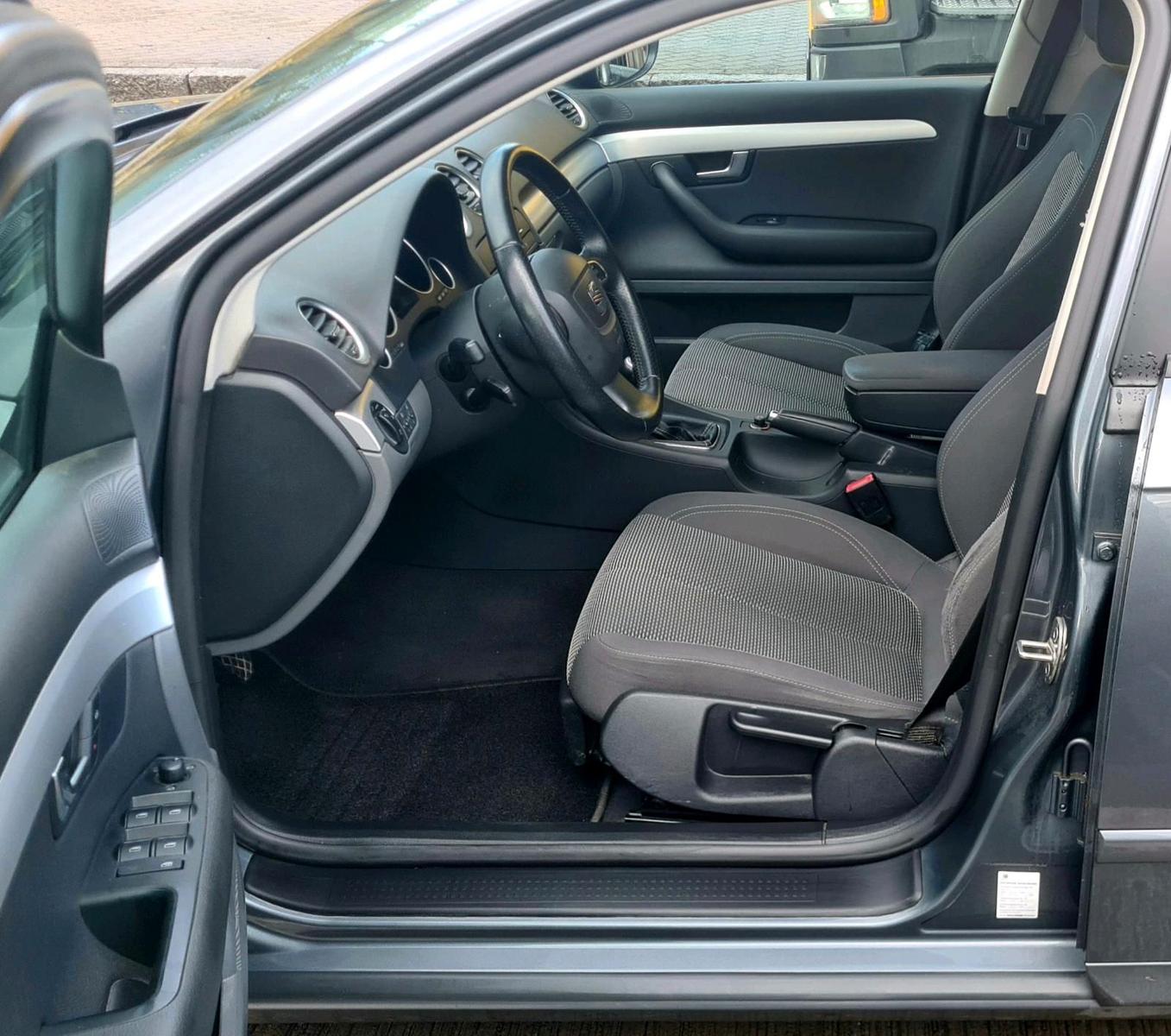 Seat Exeo 2012 — photo 7