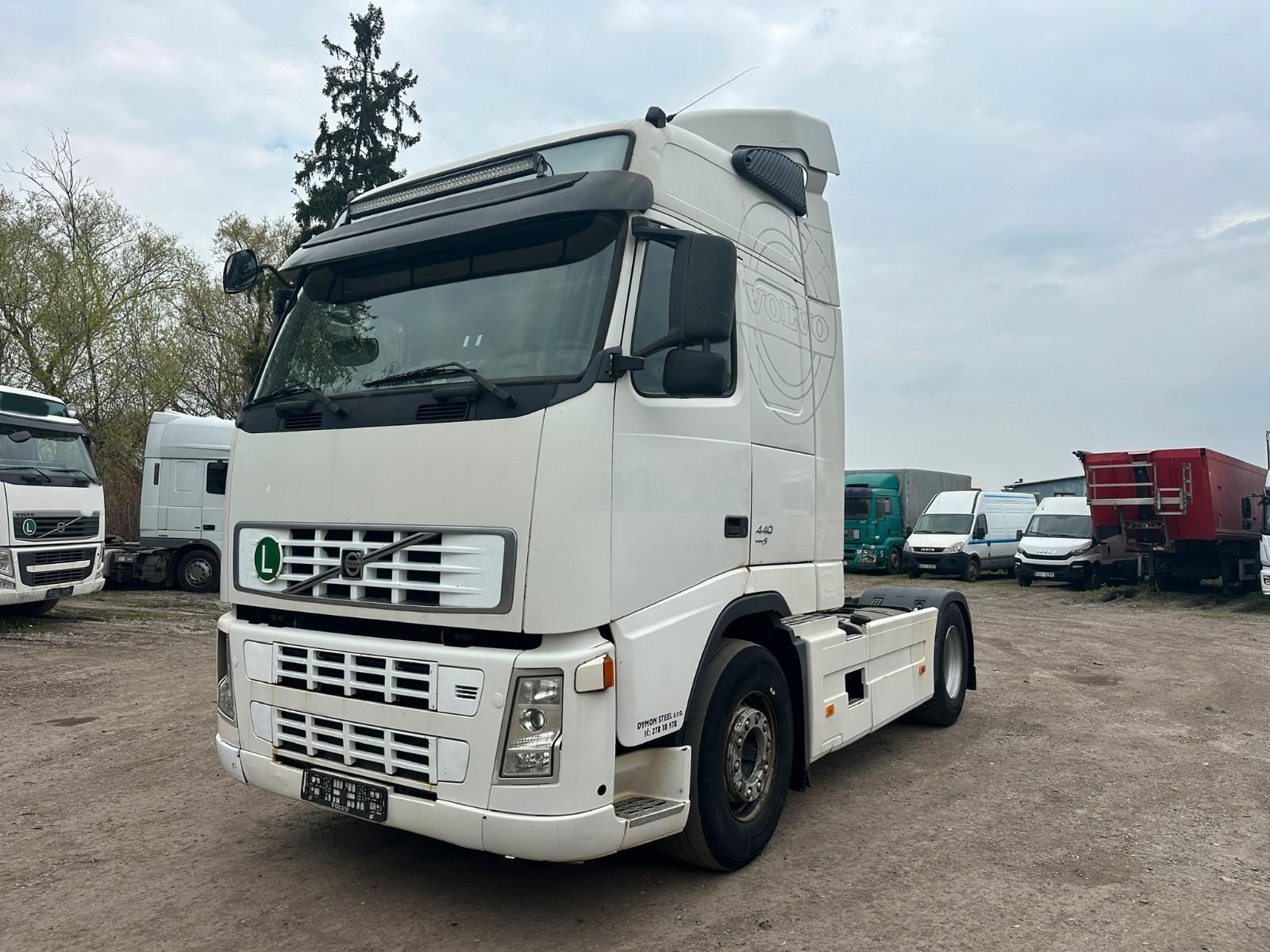 Volvo FH 13.440,STANDART,AUTOMATIC,SPOILER