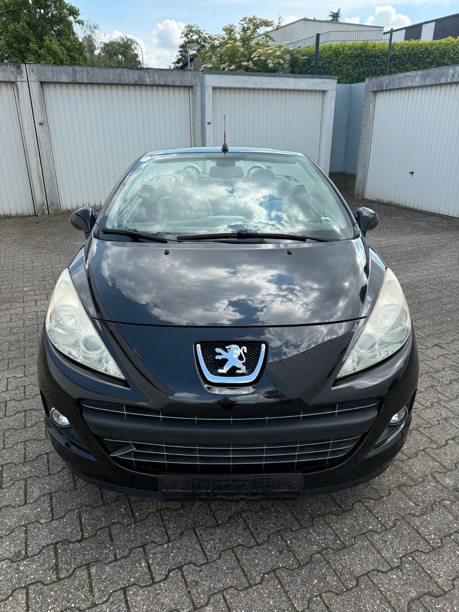 Peugeot 207 CC Cabrio-Coupe Black & White Edition