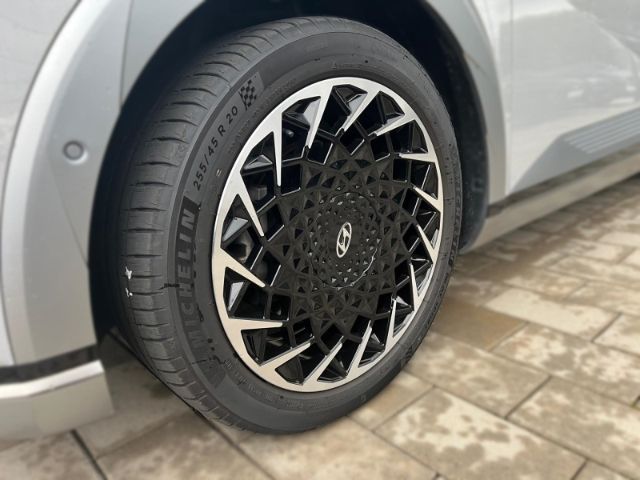 Fahrzeugabbildung Hyundai IONIQ 5 Uniq Elektro Rrelax-Paket+20 Zoll Alufel