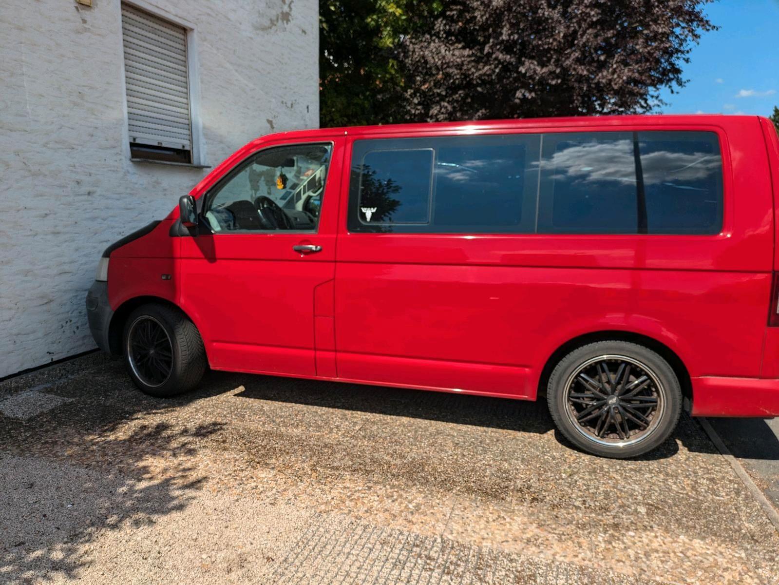 Volkswagen T5 Transporter