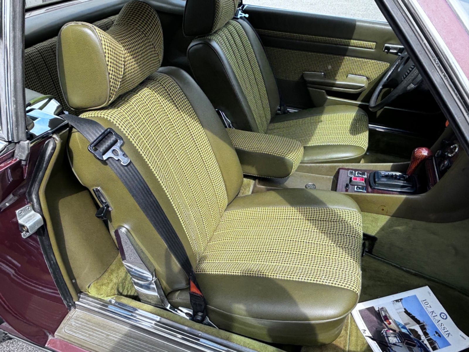 MERCEDES-BENZ 280 18