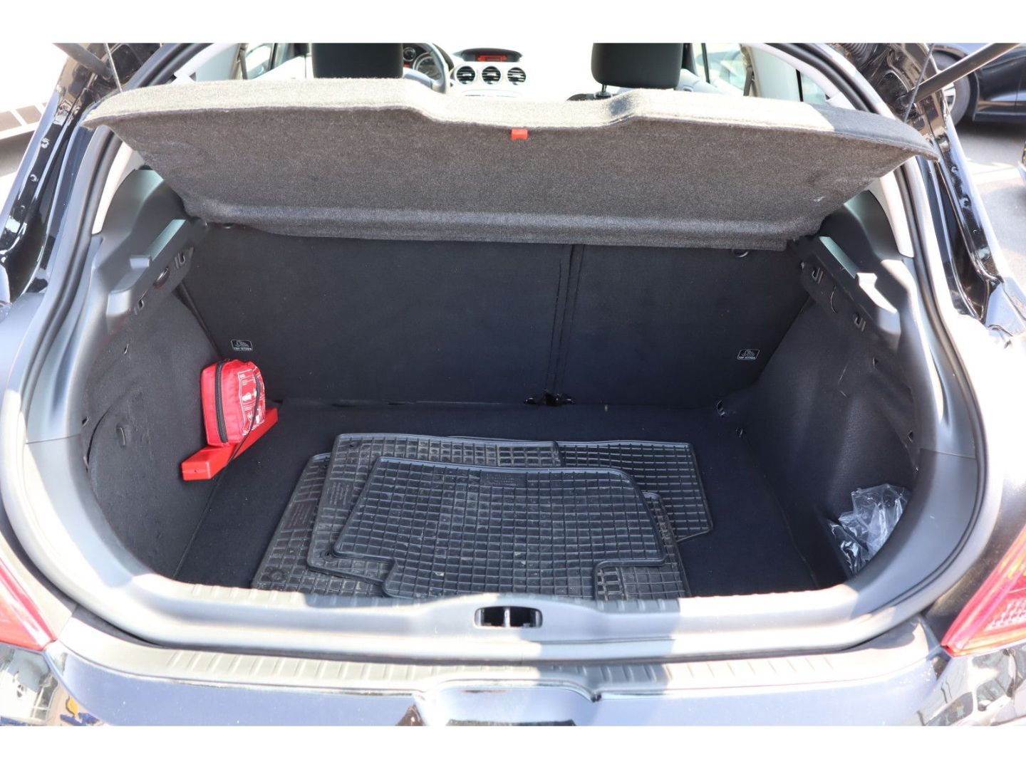 Fahrzeugabbildung Peugeot 308 Sport Klima Tempomat