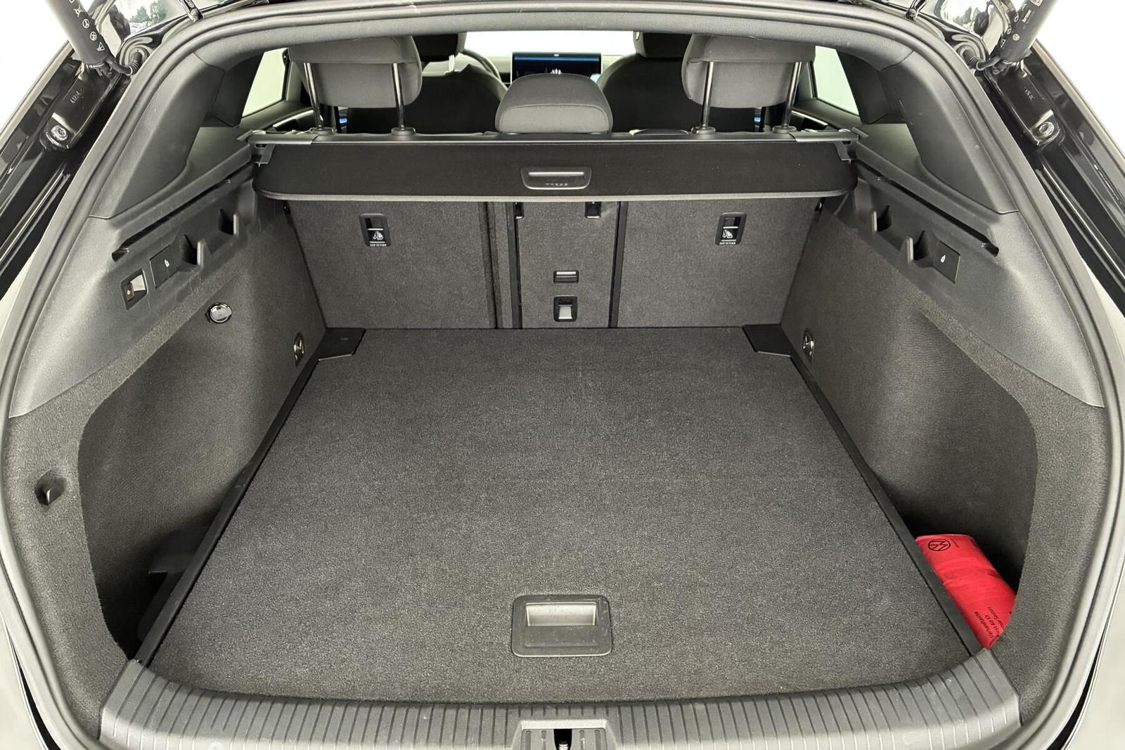 Volkswagen ID.7 Tourer Pro 77kW|Matrix|Wärmepumpe|360°|AHK