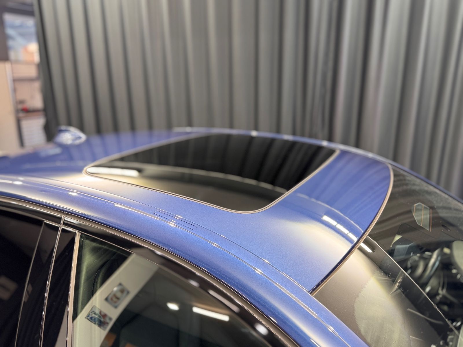 Fahrzeugabbildung BMW M550i Lim. xDrive|LASER|HEAD-UP|AHK|SCHIEBEDACH|