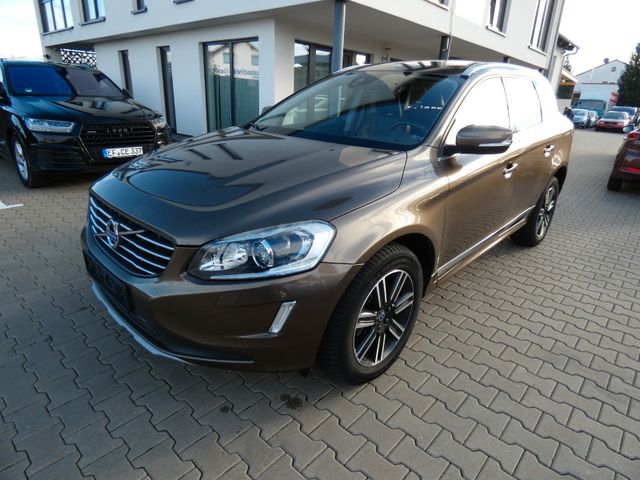 Volvo XC 60  Summum AWD Automatik Navi Leder