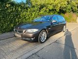BMW F11 530d Touring - Scheckheft gepflegt - BMW 530 Gebrauchtwagen in Freiburg