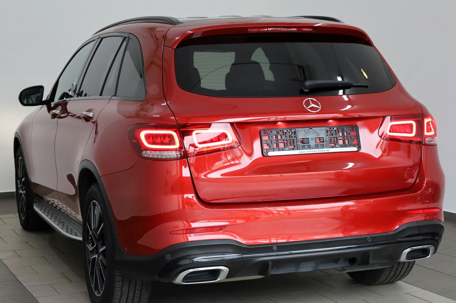 Fahrzeugabbildung Mercedes-Benz GLC 300d 4M AMG Line TLeder,Navi,LED,Panorama,SH