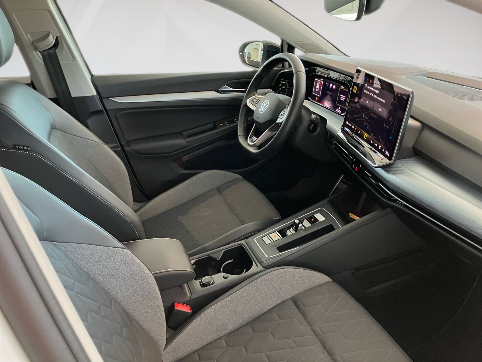 Volkswagen Golf - Bild 9
