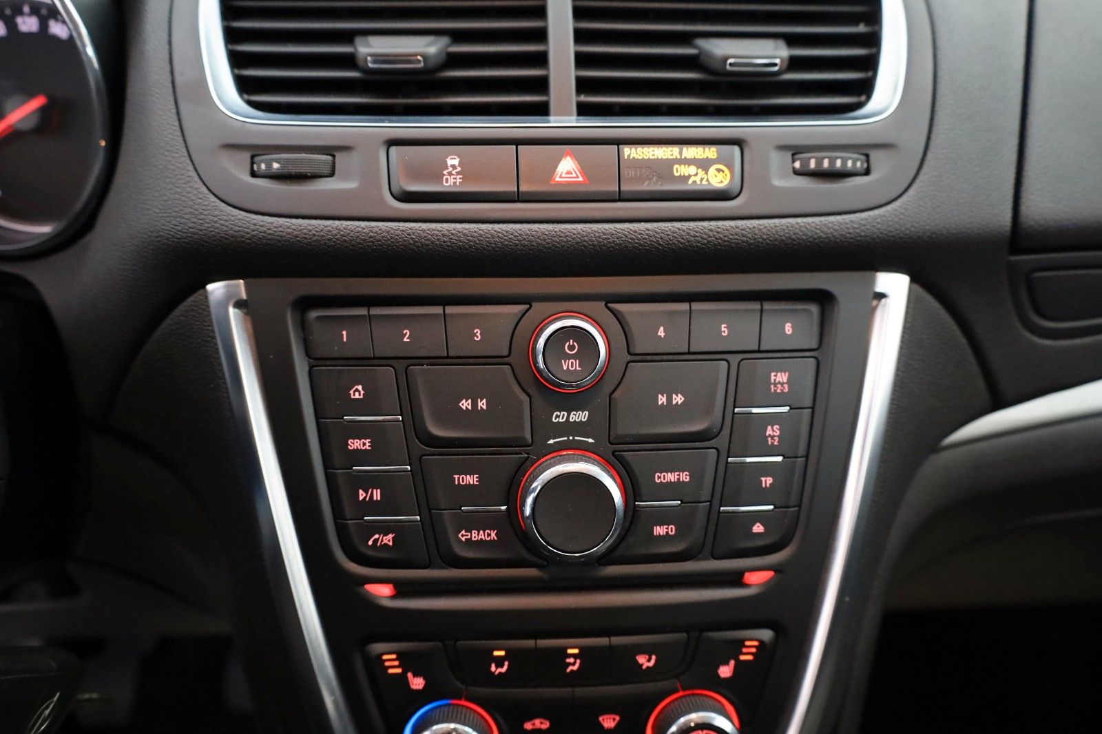 Fahrzeugabbildung Opel Mokka Edition ecoFlex SH,PDC,8-fach bereift