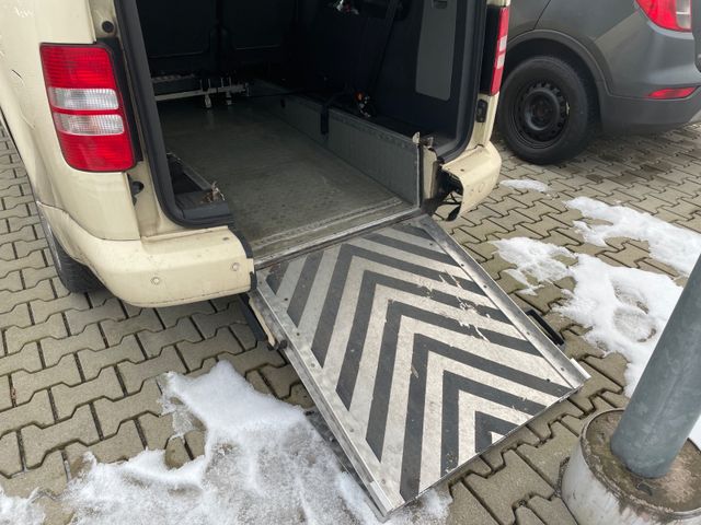 Volkswagen Caddy 2.0 TDI Kombi Maxi Rollstuhlumbau