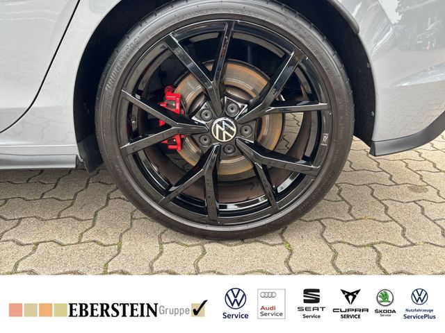 Volkswagen Golf GTI Clubsport 2.0 TSI DSG NAVI PANO H&K
