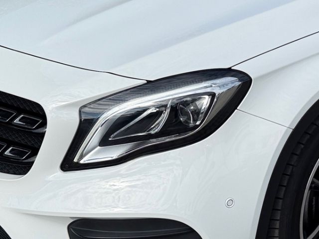 Fahrzeugabbildung Mercedes-Benz GLA 250 Navi Carplay El. Heckklappe LED Sitzhzg