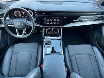 Audi Q7 - 11