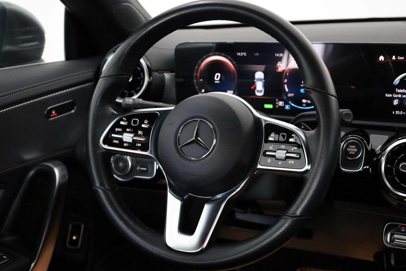 Fahrzeugabbildung Mercedes-Benz CLA 250e Coupé Progressive,T.Leder,Navi,CarPlay