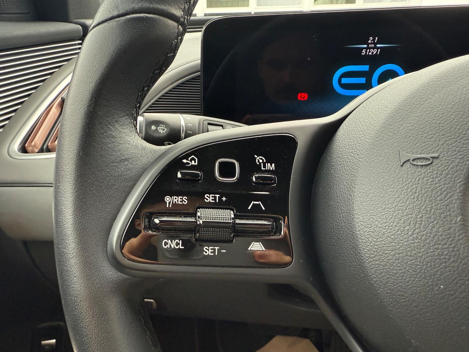 Mercedes-Benz EQC EQC 400 4Matic AHK