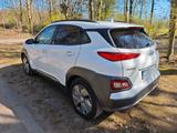 Hyundai KONA electric 64kwh Wärmep.RFK. Garantie  - weiße Hyundai KONA Elektro