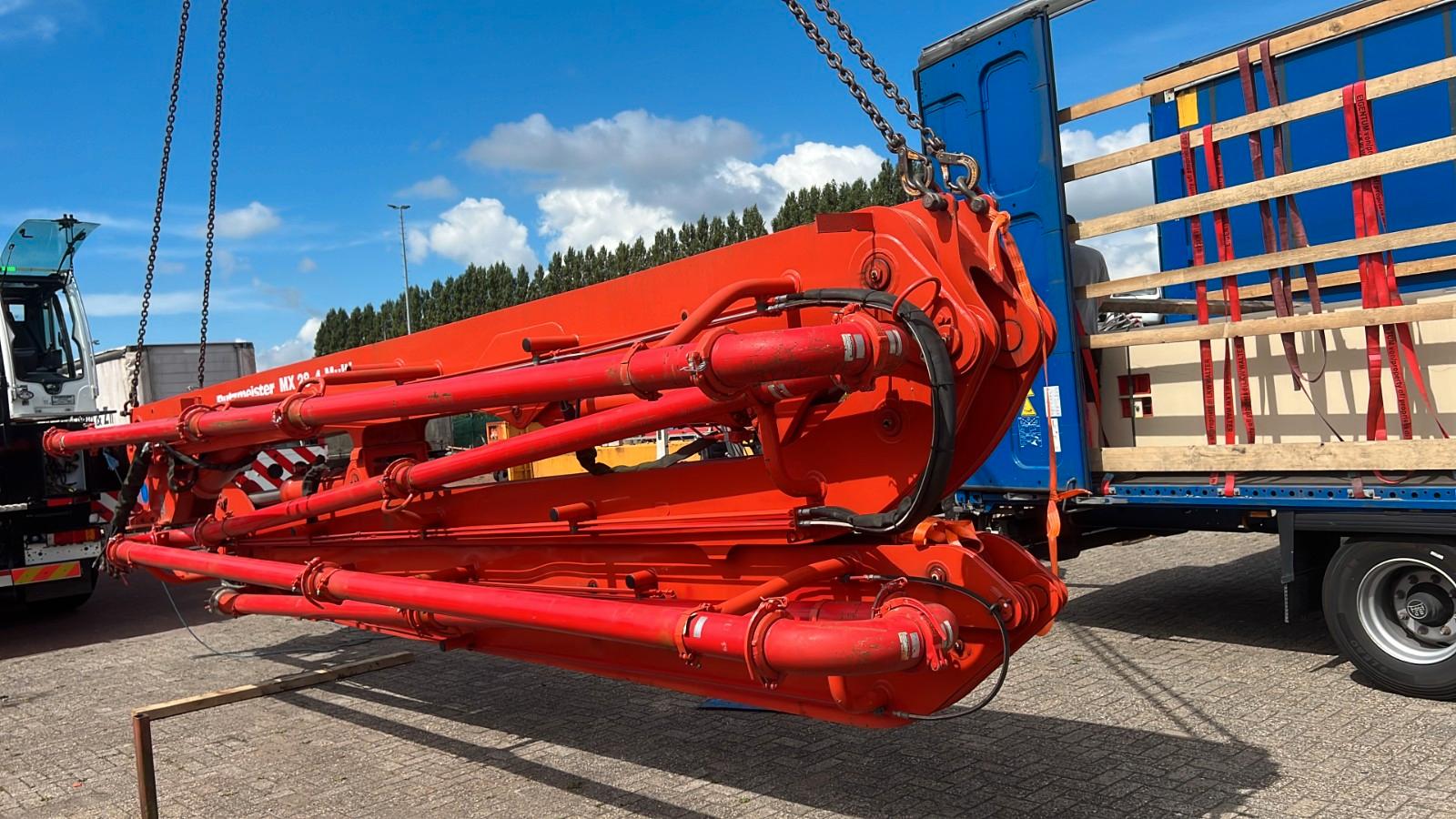 Mercedes-Benz PUTZMEISTER  MX28/4 MULTI Concrete placing boom