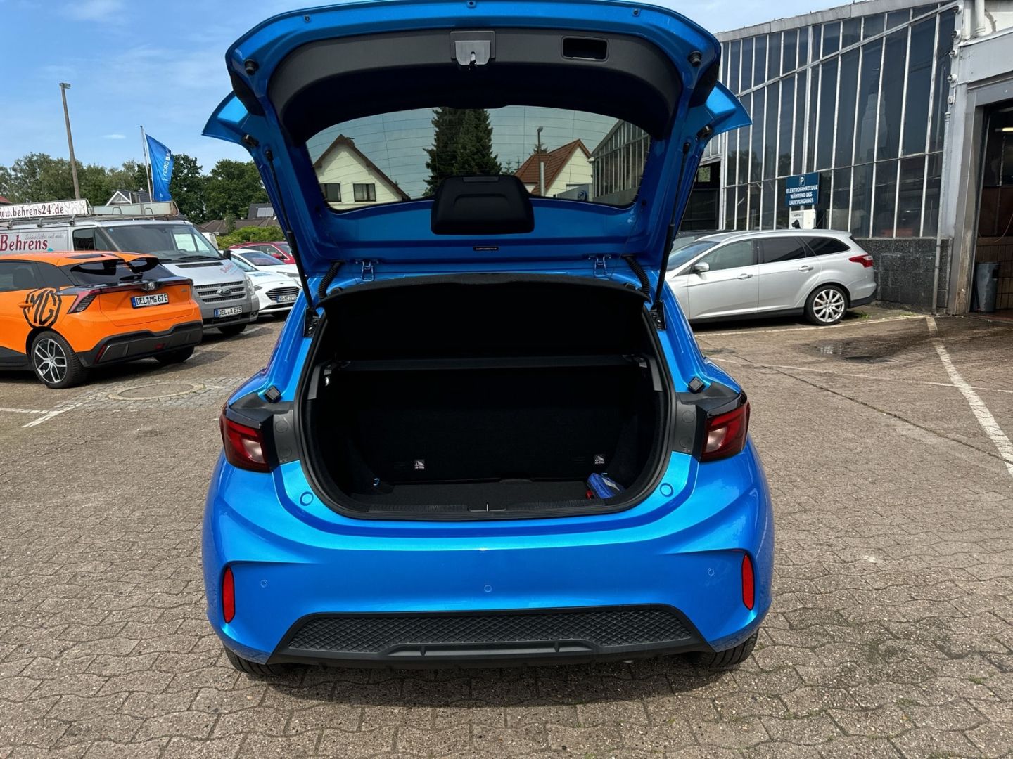 Fahrzeugabbildung MG MG3 1.5 Hybrid+ 14kW Luxury verschiedene Farben