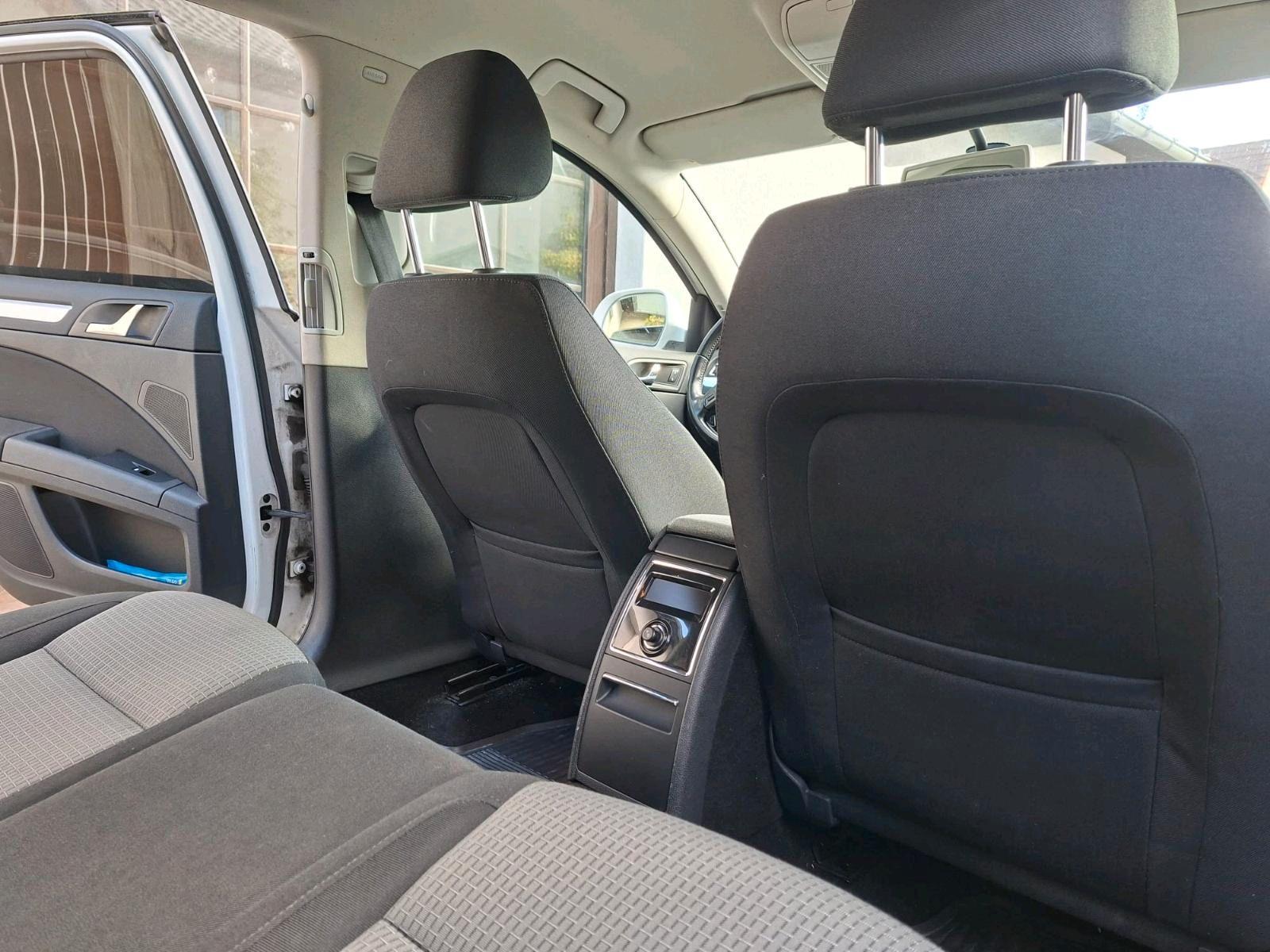 Skoda Superb 2012 — photo 9