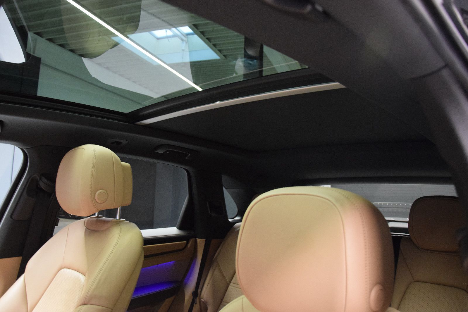 Fahrzeugabbildung Porsche Cayenne S Pano ACC Chrono BOSE HuD Memory 360°