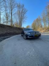 Mercedes-Benz Mercedes Benz C220 CDI Avantgarde+ BlueEff... - Mercedes-Benz C 220 aus 2009 mit Diesel-Antrieb: Limousine