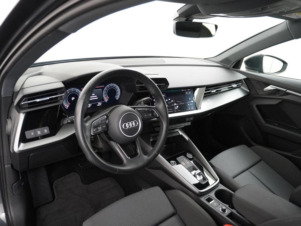 Audi A3 Sportback 35 TFSI Advanced edition ACC 17" LM