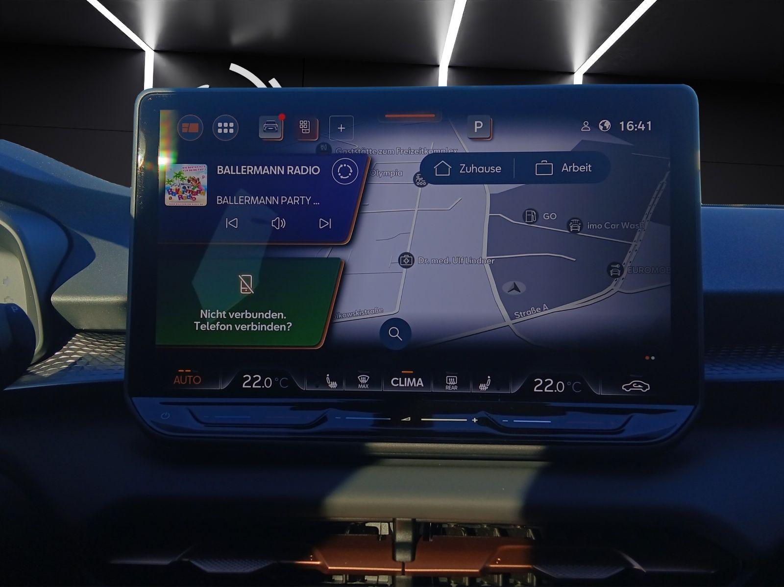 Fahrzeugabbildung CUPRA Terramar 4Drive VZ TSI DSG Matrix ACC SH LRHzg H