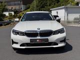 BMW 3 Touring 318 d Advantage Sportsitze/LED - gebrauchte BMW 318 aus dem Jahr 2020