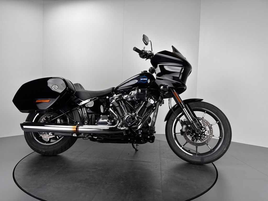 Fahrzeugabbildung Harley-Davidson LOW RIDER ST FXLRST *NEUWERTIG