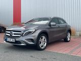 Mercedes-Benz GLA 200 UrbanAut/Bixenon/Navi/AHK - Mercedes-Benz GLA 200 in Nürnberg