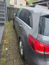 Mercedes-Benz Scheckhelft gepflegtes Auto  - Mercedes-Benz B 180 von privat